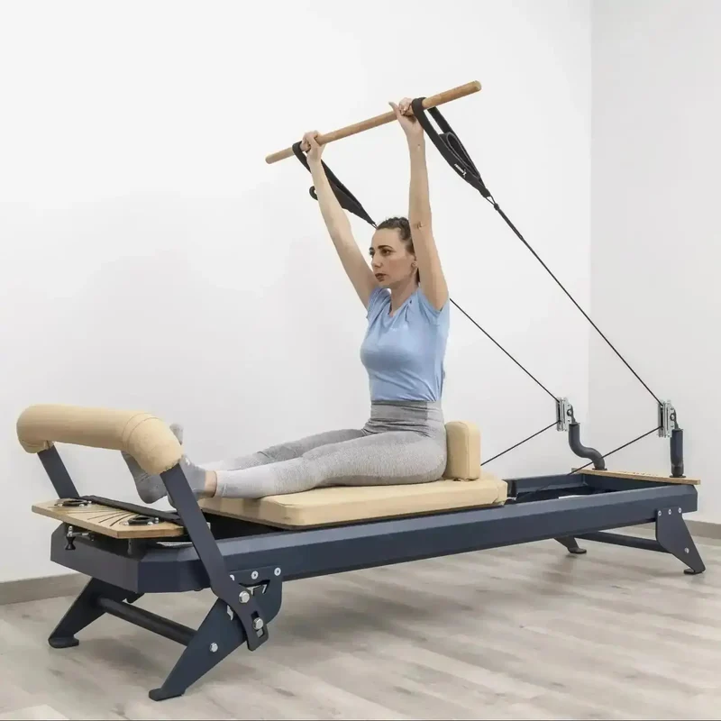 Hegren Pilates Wooden Stick 1.10m – Premium Eiche Trainingsbar