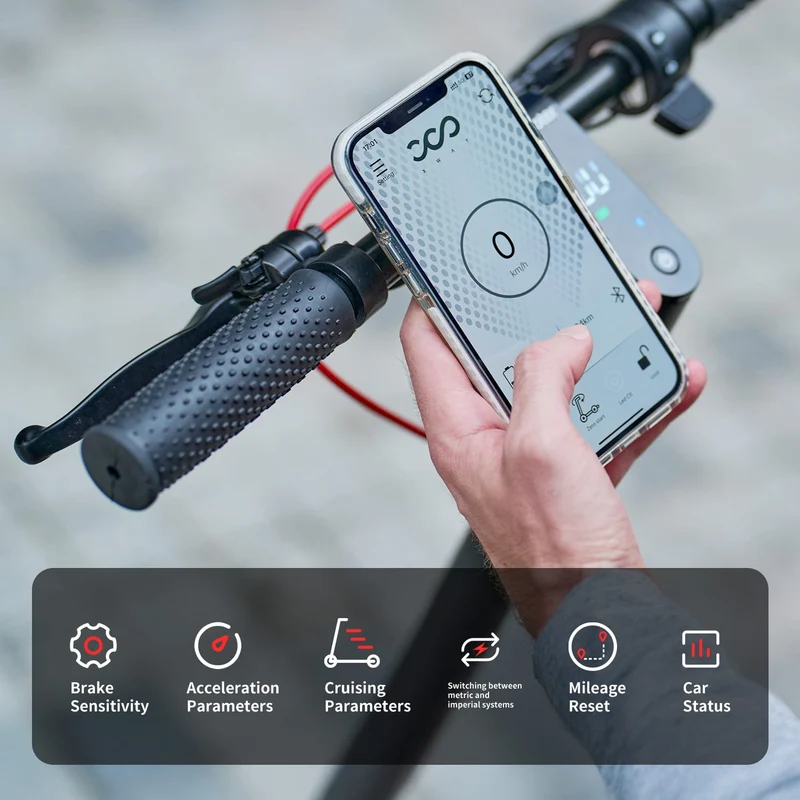 W8 Electric Scooter, 750W Motor, 48V 14Ah Battery, 9,3 inch Tires, 40km/h Max Speed, 45km Range, Front Disc / Rear Drum Brakes, Front & Rear Swingarm Spring Suspension