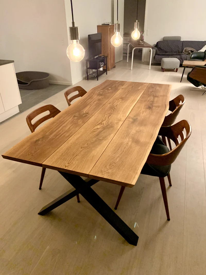 Plankebord Eg (Natur) – 90 × 160/180/195 cm, massiv egetræ, eget værksted, håndlavet kvalitet