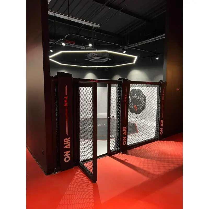 MMA-Paneel mit Tür – 4 Polster | 1,75 bis 2,50 m × 1,93 m