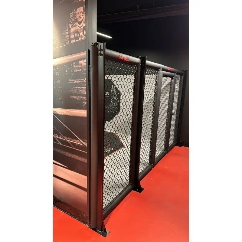 MMA-Paneel mit Tür – 4 Polster | 1,75 bis 2,50 m × 1,93 m