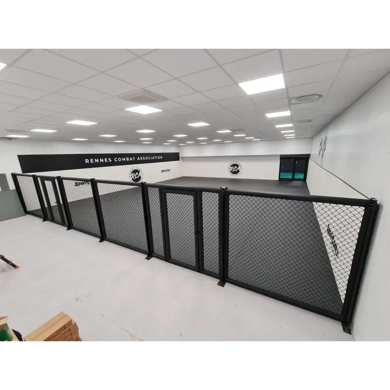 MMA-Paneel mit Tür – 4 Polster | 1,75 bis 2,50 m × 1,93 m
