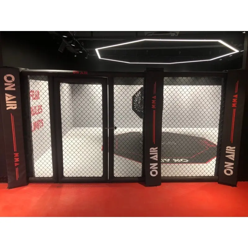 MMA-Paneel mit Tür – 4 Polster | 1,75 bis 2,50 m × 1,93 m